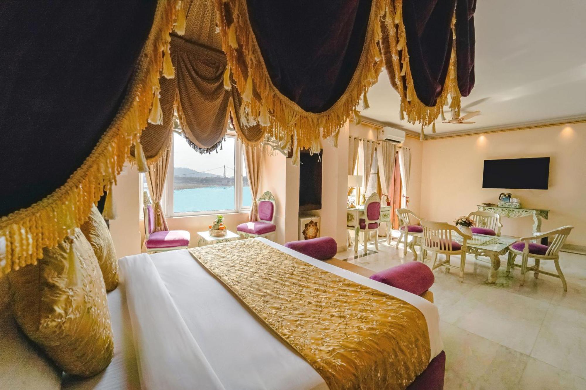 The Neeraj Ganga Heritage Palace Rishīkesh 外观 照片